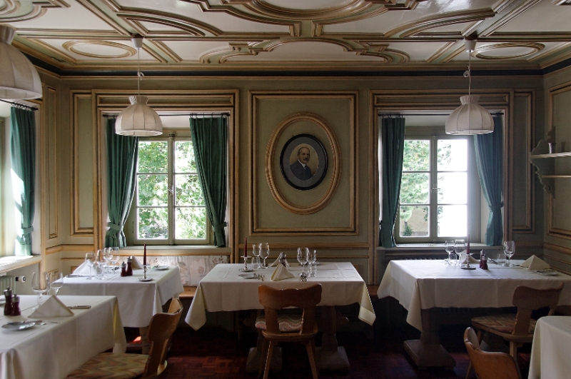 zuoz restaurant.jpg